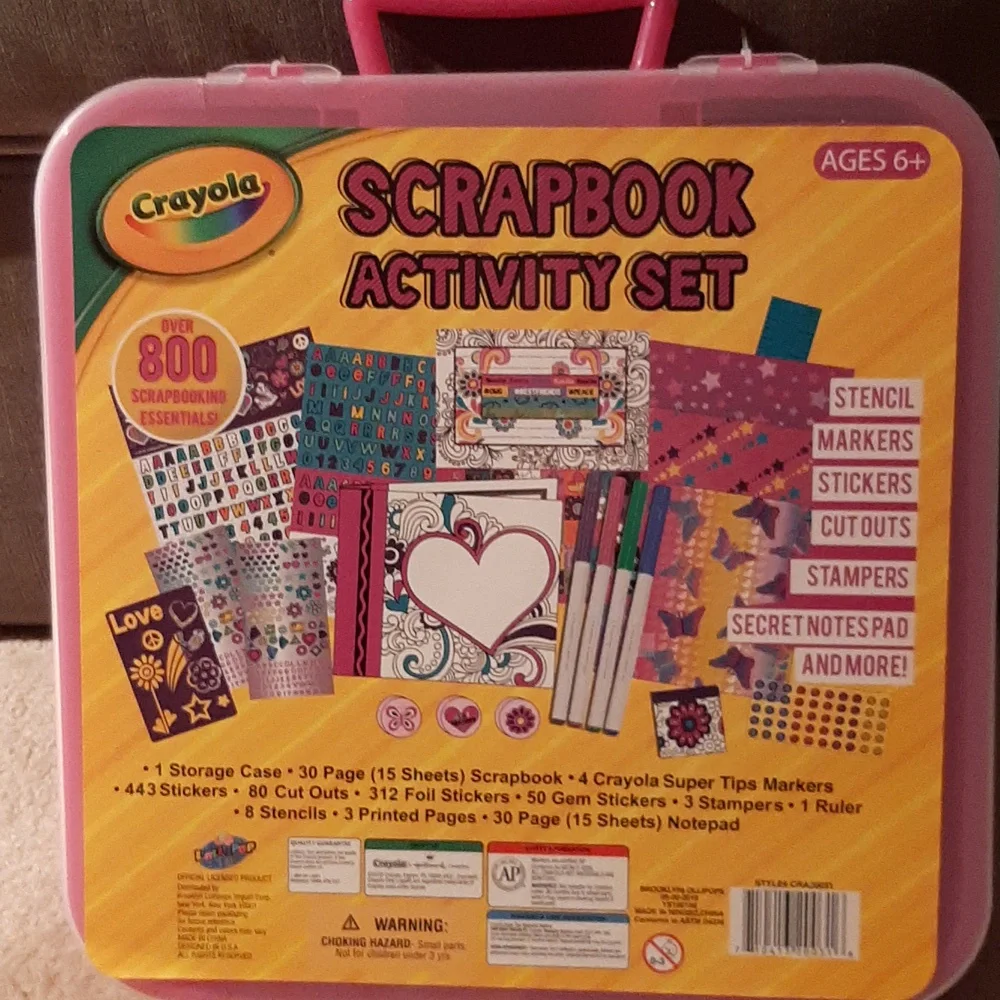 Crayola Scrapbook Set with Markers and Stickers and much more. NIB